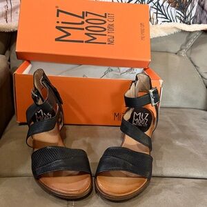 Miz Mooz Black and Tan Sandals with heel